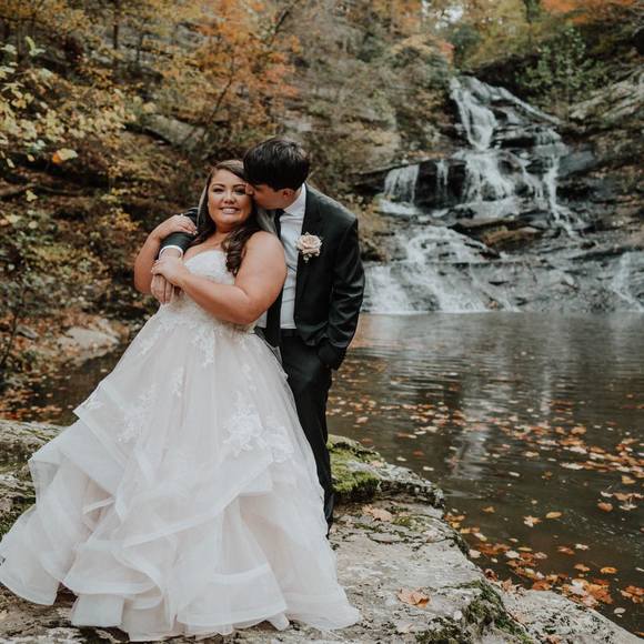 Meet your Posher, Ashlee - Picture 1 of 1